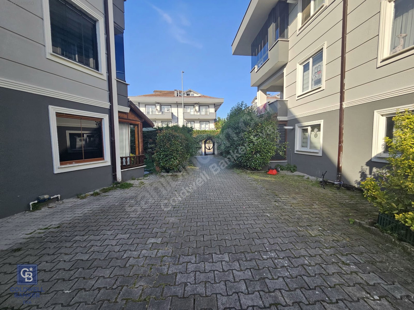 Serdivan'da Bahçe Keyfi,Site İçi,150 m² Geniş 3+1 Bahçe Dubleks görsel 4