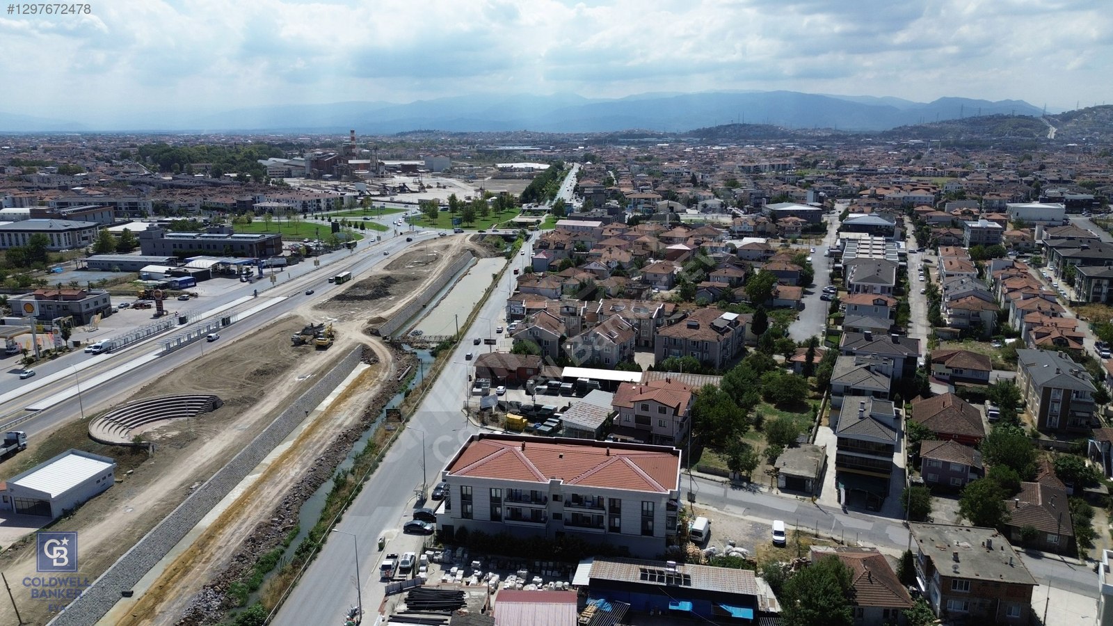 Serdivan Yazlıkta 1.100m2 Kiracılı Dükkan görsel 5