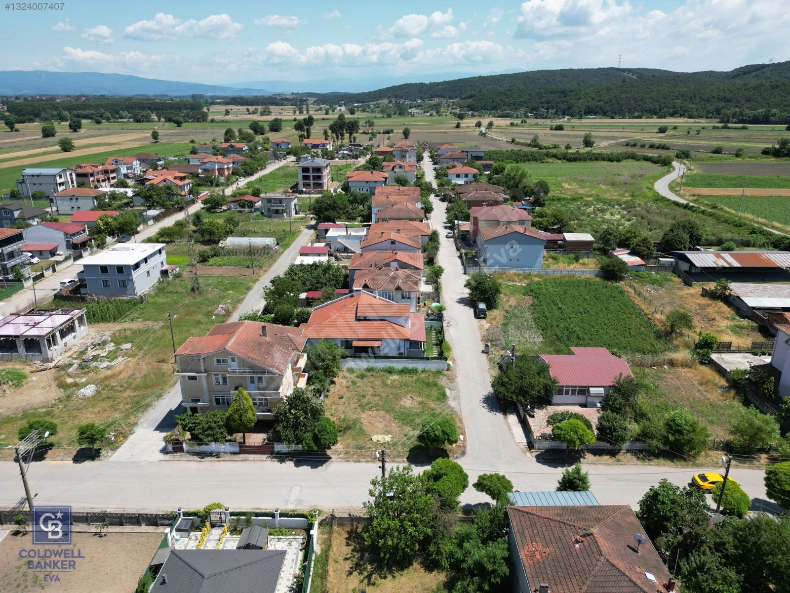 UC KAT IMARLI SATILIK FIRSAT ARSA ve Ev görsel 2