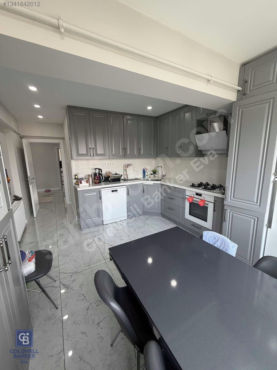 Serdivan İstiklal'de Kapalı Otoparklı 3+1 Lüks Satılık Daire görsel 2