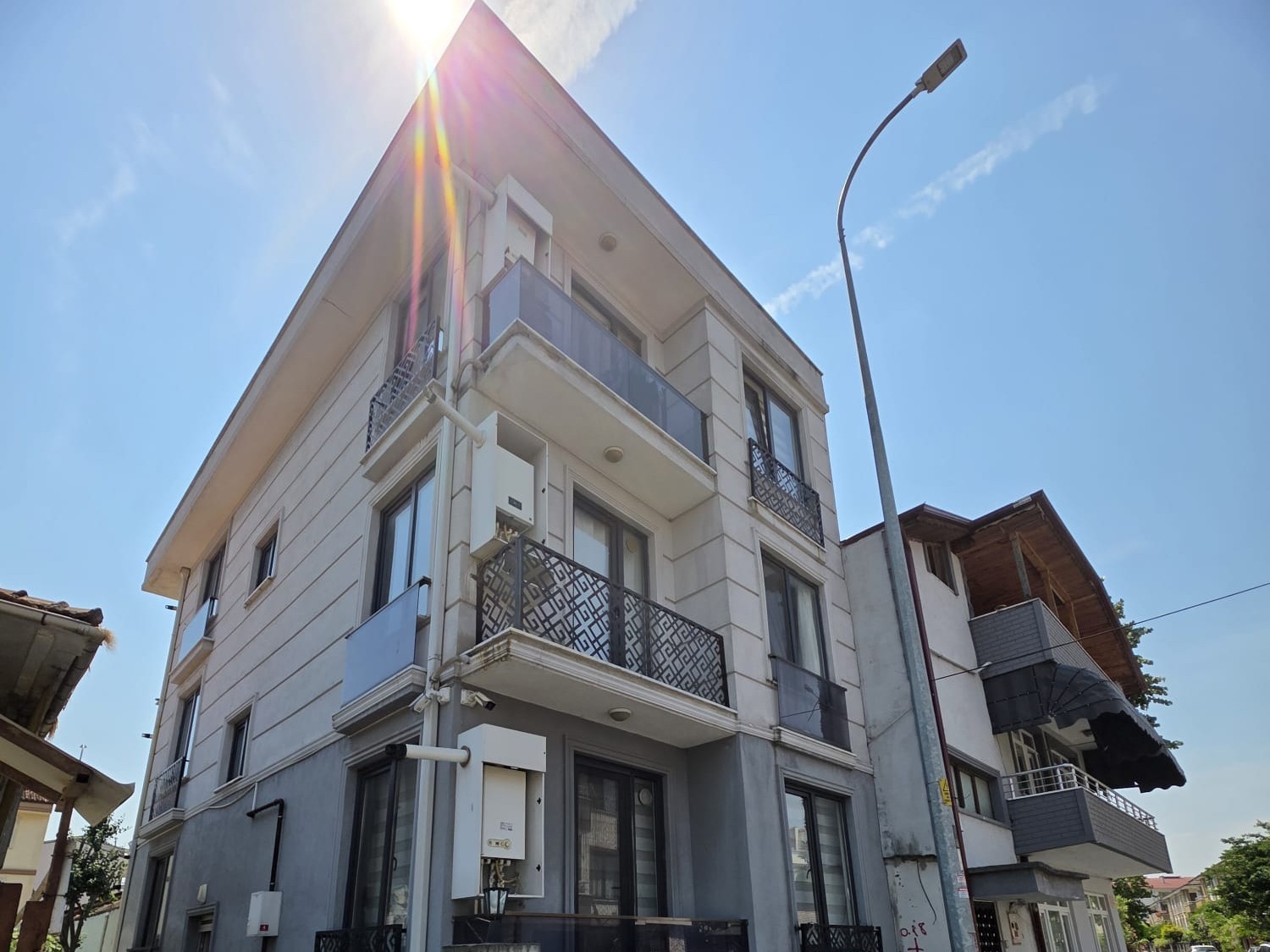 Kredi ve Finans Kuruluşlarına Uygun, Yüksek Kira Getirili 1+1 Daireler