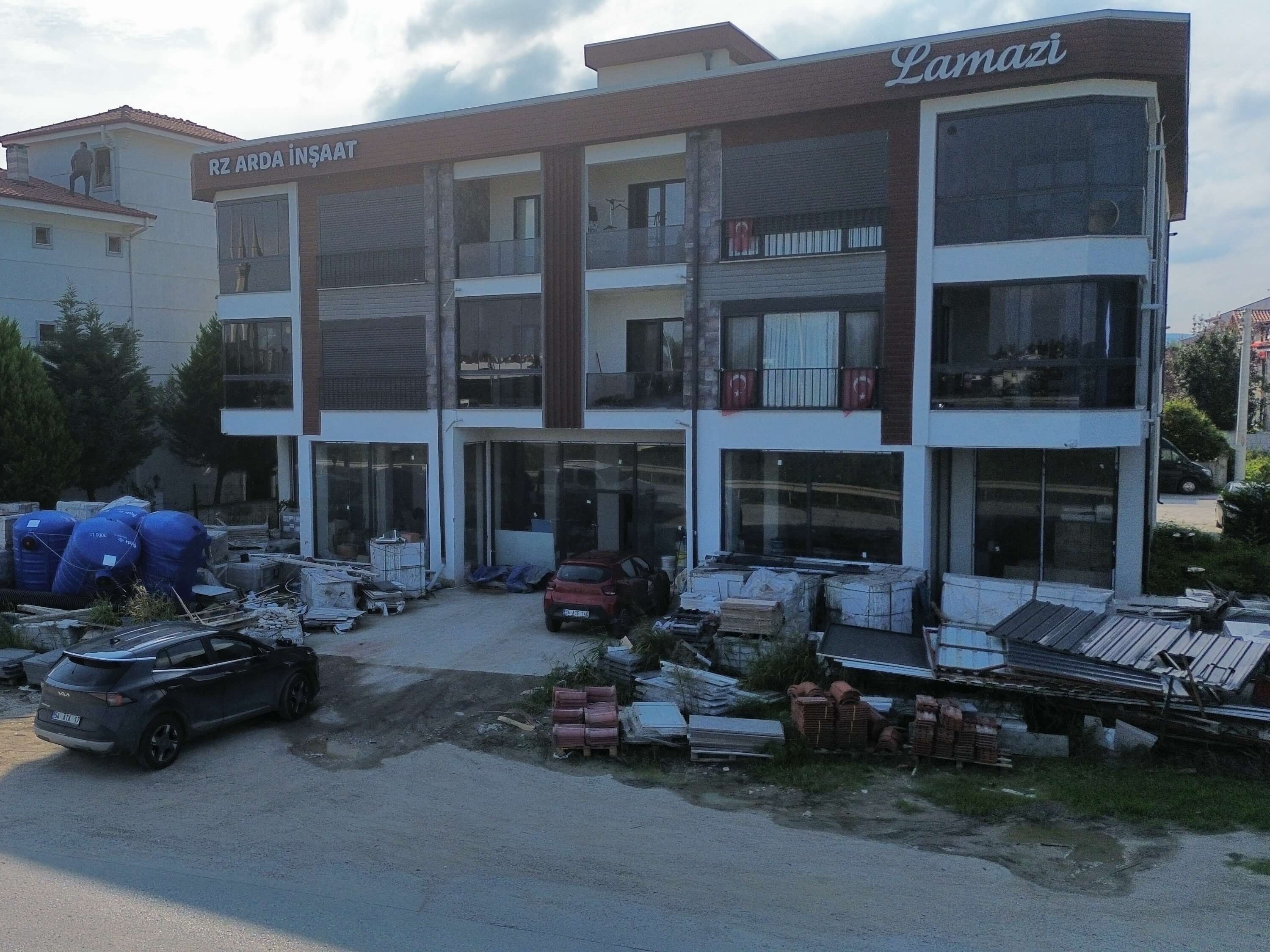 Yazlıkta 10 Yılda Kendini Amorti Eden Dükkan