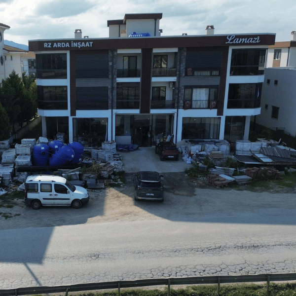 Yazlıkta 10 Yılda Kendini Amorti Eden Dükkan ana görsel